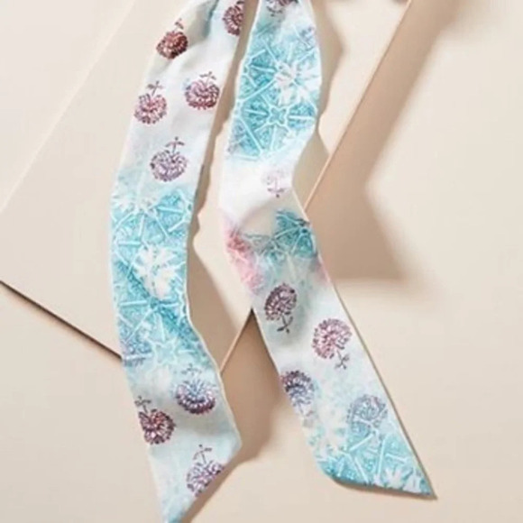 Anthropologie Ronnie Floral Scarf Ponytail Holder - Picture 6 of 6
